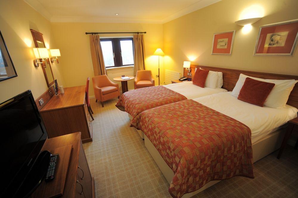 Mercure Barnsley Tankersley Manor Hotel Esterno foto